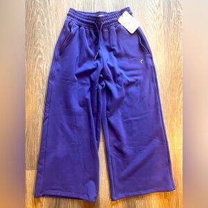 Zyia Twilight Wide Leg Joggers 26”
NEW!